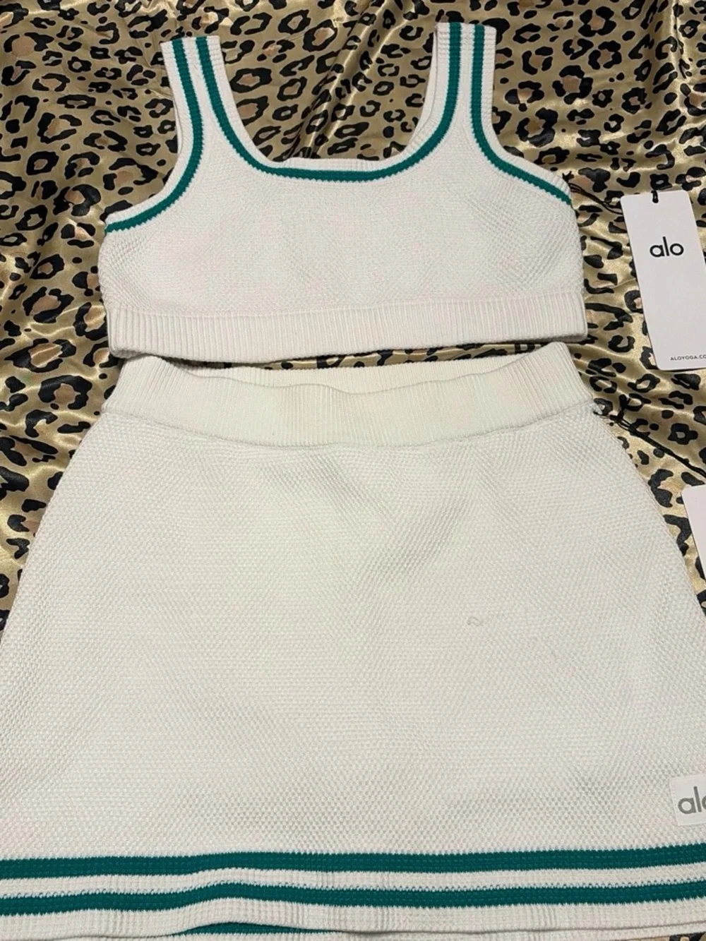 ALO Yoga White Knit Tank & Skirt Set with Spruce Green Trim